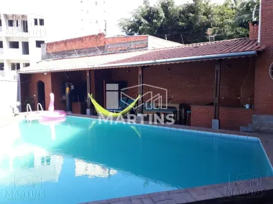 Sobrado com 3 Quartos à venda, 225m² no Jardim Paris, São Paulo