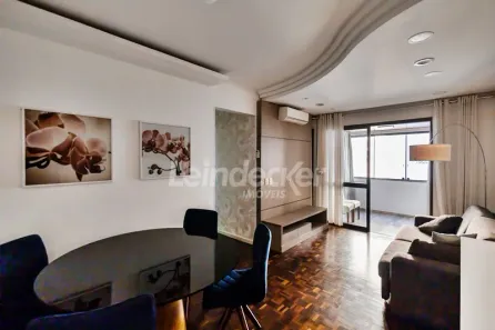 Apartamento com 3 Quartos para alugar, 75m² no Mont Serrat, Porto Alegre