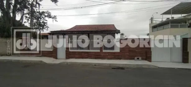 Casa com 3 Quartos à venda, 394m² no Itaipu, Niterói