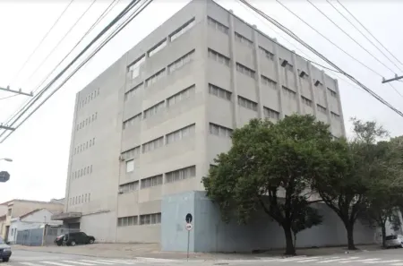 Prédio Comercial para alugar, 9313m² no Brás, São Paulo