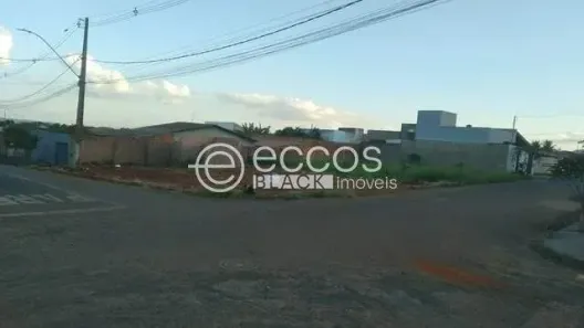 Lote/Terreno à venda, 250m² no São Jorge, Uberlândia
