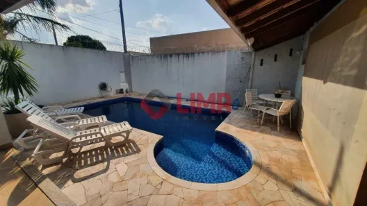 Casa com 3 Quartos à venda, 197m² no Vila Jardim Celina, Bauru
