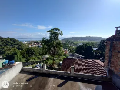 Casa com 3 Quartos à venda, 140m² no Ponta das Canas, Florianópolis
