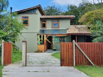 Casa com 4 Quartos à venda, 145m² no Armação do Pântano do Sul, Florianópolis