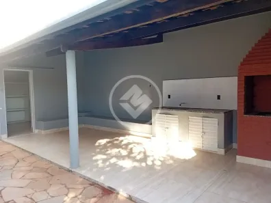 Casa com 3 Quartos à venda, 200m² no Higienópolis, Araçatuba