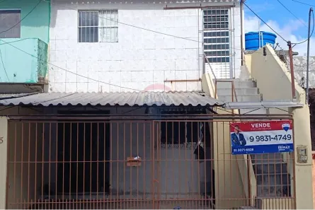 Casa com 2 Quartos à venda, 70m² no Barro, Recife