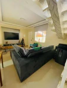 Casa de Condomínio com 2 Quartos à venda, 85m² no Vila Sul Americana, Carapicuíba