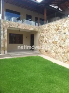 Casa com 3 Quartos à venda, 360m² no Serrano, Belo Horizonte