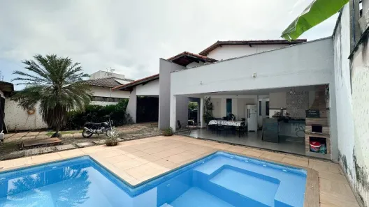 Sobrado com 5 Quartos à venda, 241m² no Plano Diretor Sul, Palmas