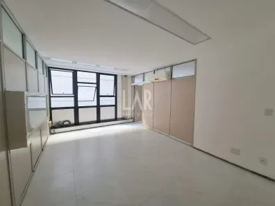 Sala Comercial para alugar, 140m² no Santa Efigênia, Belo Horizonte