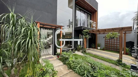 Casa com 4 Quartos à venda, 282m² no Cidade Nova Peruíbe, Peruíbe