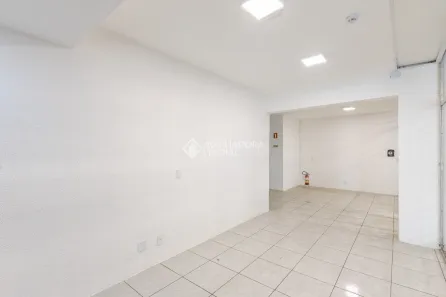Sala Comercial para alugar, 107m² no Independência, Porto Alegre