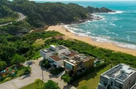 Lote/Terreno à venda, 871m² no Praia do Estaleiro, Balneário Camboriú