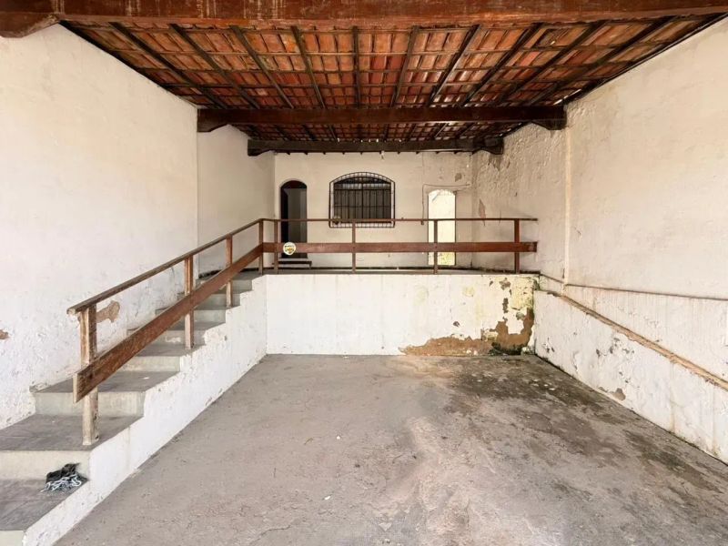 Casa com 4 quartos — Santa Amélia, Belo Horizonte