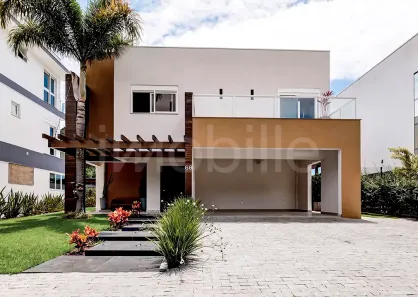 Casa com 4 Quartos à venda, 380m² no Ariribá, Balneário Camboriú