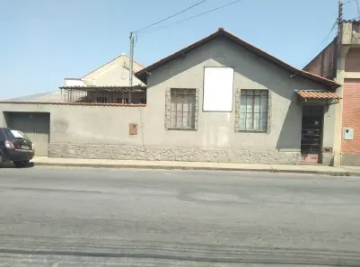 Casa com 7 Quartos à venda, 204m² no Carmo, Barbacena