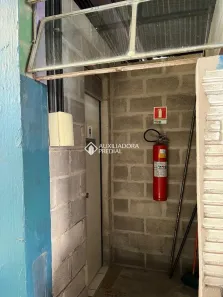 Galpão/Depósito/Armazém à venda, 980m² no Camaquã, Porto Alegre