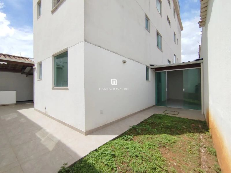 Apartamento com 3 quartos — Copacabana, Belo Horizonte