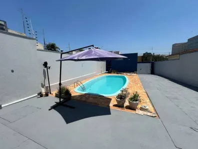 Casa com 2 Quartos à venda, 157m² no Vila Medon, Americana