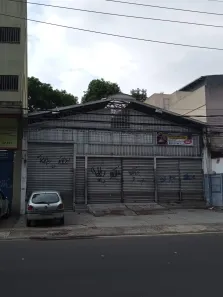 Galpão/Depósito/Armazém à venda, 600m² no Grajaú, Rio de Janeiro