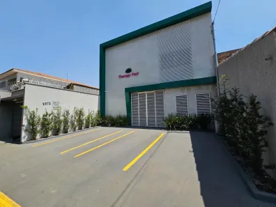 Prédio Comercial com 4 Quartos à venda, 408m² no Jardim Europa, Goiânia