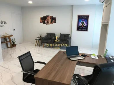 Sala Comercial à venda, 38m² no Centro, Joinville