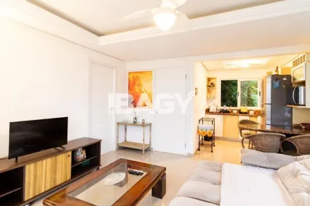 Casa com 4 Quartos para alugar, 200m² no Agronômica, Florianópolis