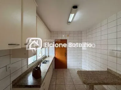Apartamento com 3 Quartos à venda, 126m² no Saraiva, Uberlândia