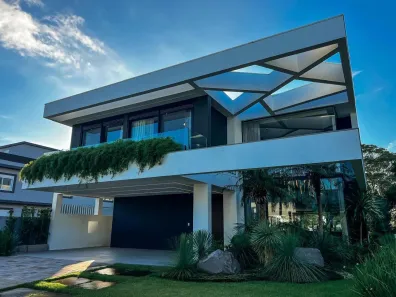 Casa de Condomínio com 6 Quartos à venda, 560m² no 7, Capão da Canoa