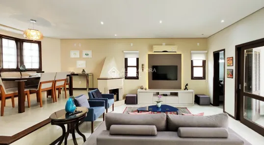 Casa com 4 Quartos à venda, 221m² no Córrego Grande, Florianópolis