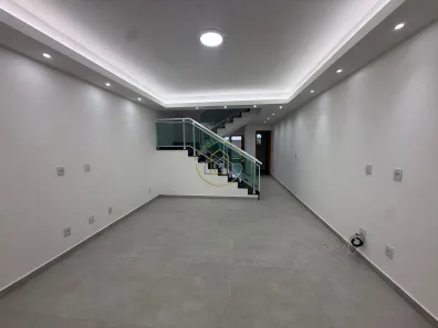 Casa com 3 Quartos à venda, 150m² no Lagoa, Macaé