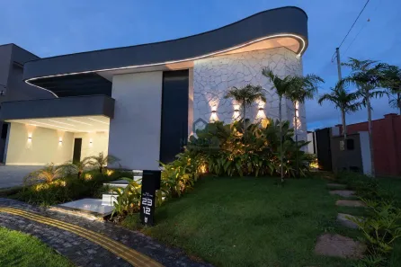 Casa de Condomínio com 4 Quartos à venda, 250m² no Jardins Bolonha, Senador Canedo