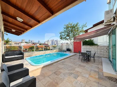 Casa com 5 Quartos para alugar, 300m² no Jardim Atlântico, Florianópolis