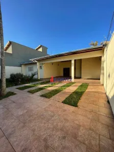 Casa com 3 Quartos para alugar, 310m² no Zona Central, Rio Claro