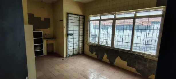 Prédio Comercial para alugar, 210m² no Centro, Jacareí