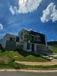 Sobrado com 4 Quartos à venda, 225m² no Jardins Bolonha, Senador Canedo