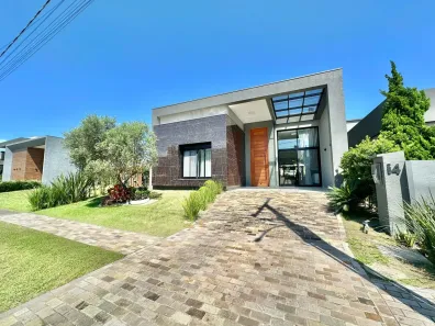 Casa de Condomínio com 4 Quartos à venda, 200m² no , Capão da Canoa