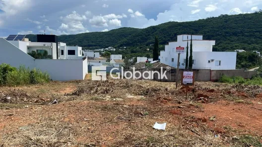 Lote/Terreno à venda, 395m² no Ibituruna, Montes Claros