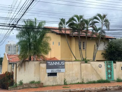 Sobrado com 5 Quartos para alugar, 296m² no Jardim dos Estados, Campo Grande