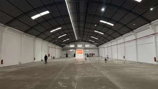 Galpão/Depósito/Armazém para alugar, 2500m² no Centro, Belford Roxo