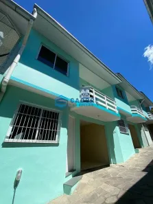 Sobrado com 3 Quartos à venda, 105m² no Universitário, Caxias do Sul