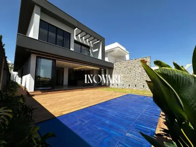 Casa de Condomínio com 4 Quartos à venda, 298m² no Gávea, Uberlândia