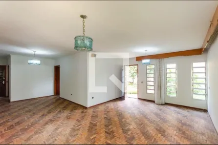 Casa com 5 Quartos à venda, 200m² no Jardim Mariliza, São Paulo