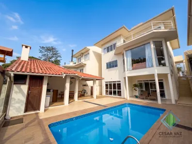 Sobrado com 3 Quartos à venda, 244m² no Ponta de Baixo, São José
