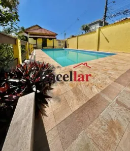 Casa com 5 Quartos à venda, 550m² no Pitangueiras, Rio de Janeiro