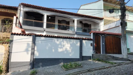 Casa com 4 Quartos à venda, 300m² no Taquara, Rio de Janeiro