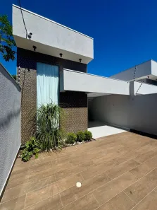 Casa com 3 Quartos à venda, 200m² no Cristo Rei, Várzea Grande