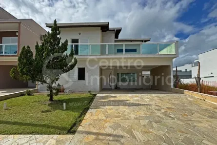 Casa de Condomínio com 4 Quartos à venda, 213m² no , Peruíbe