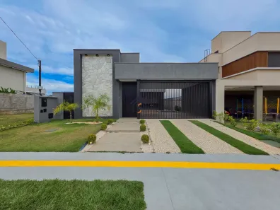 Casa de Condomínio com 3 Quartos à venda, 160m² no Jardins Bolonha, Senador Canedo