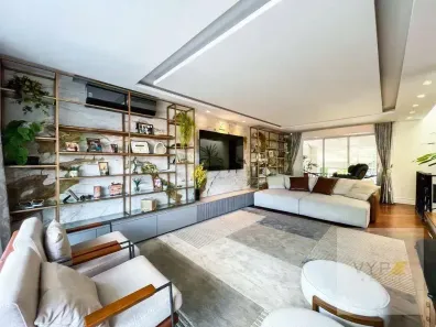 Casa com 4 Quartos à venda, 490m² no Santo Inácio, Curitiba